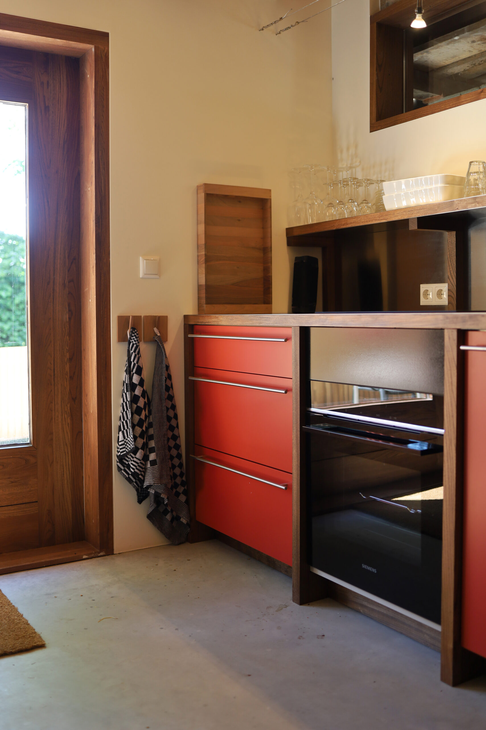 Keuken-rood-staand